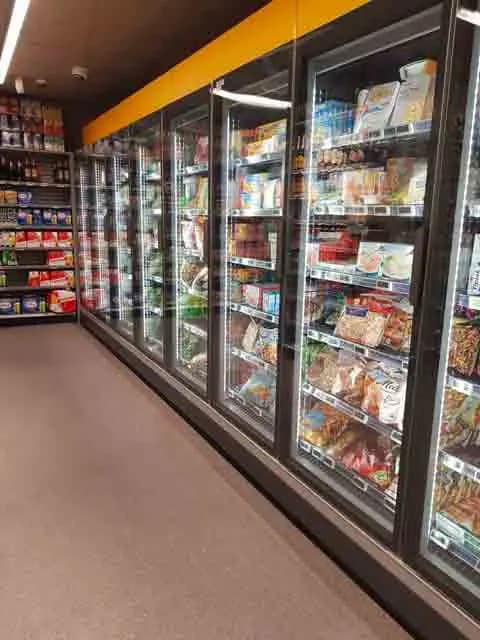 Vitrine murale boisson